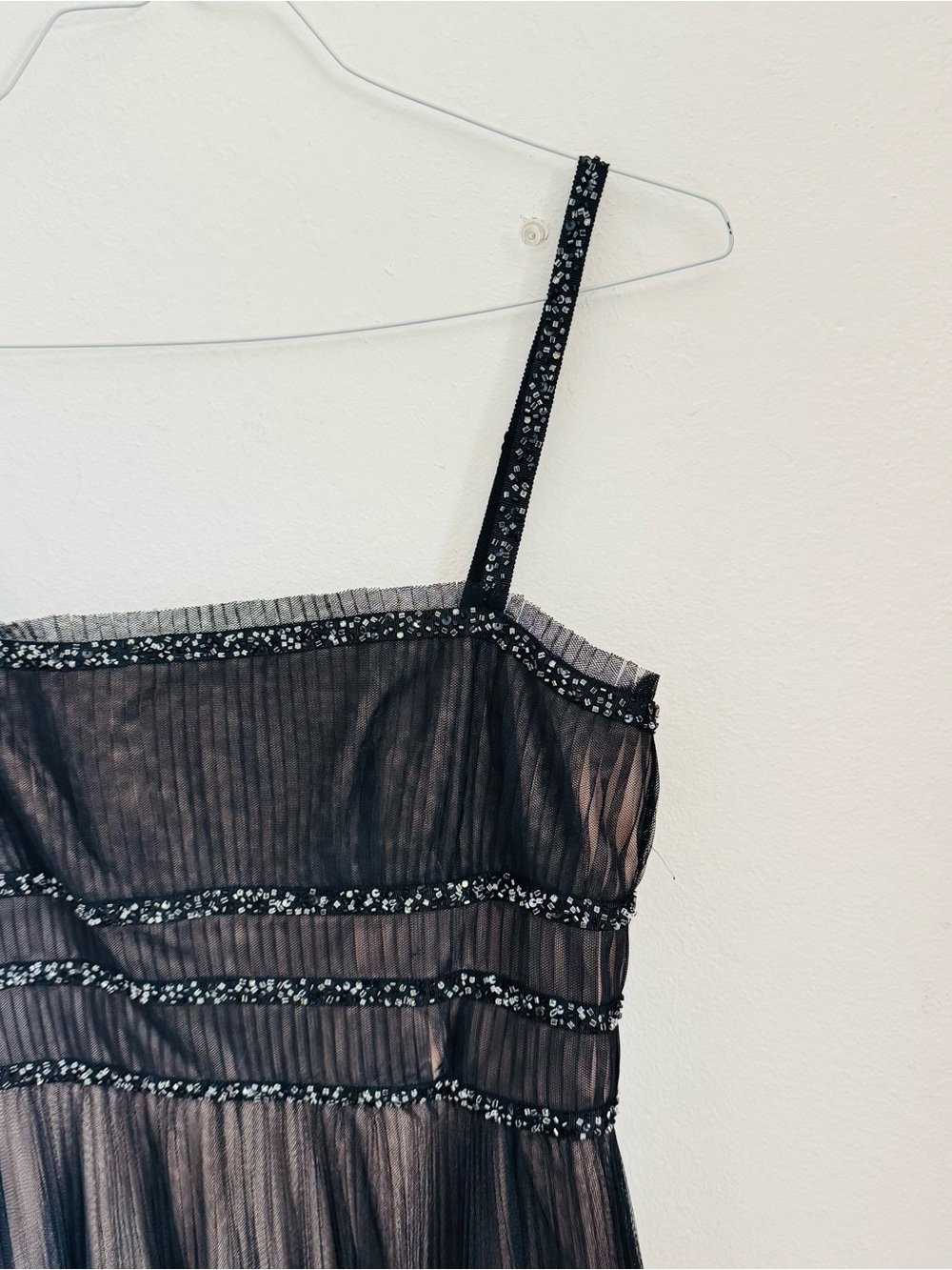 NEW BCBG Max Azria Black Pleated Beaded Tank Top Cocktail Midi Dress M - Picture 11 of 13